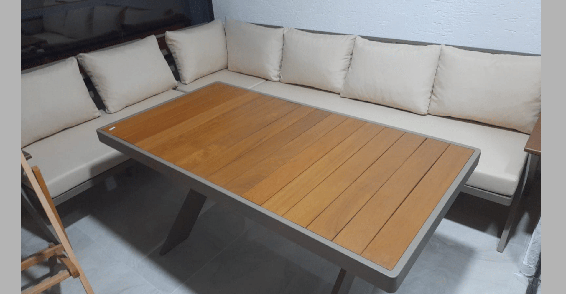 Balkon Köşe Takımı