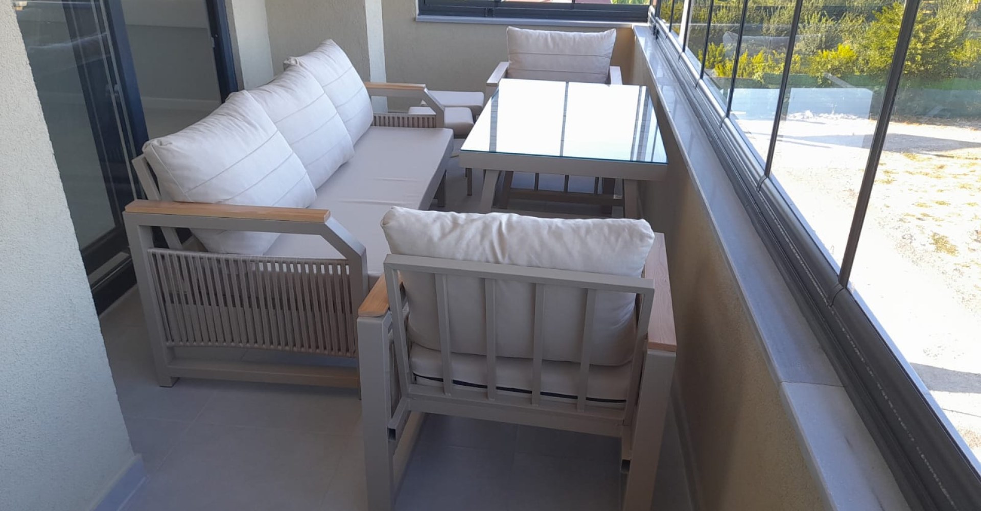 Residence Balkon Takımı